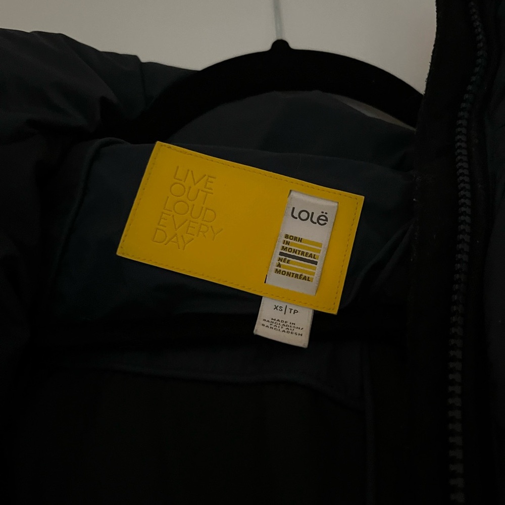 Lole Women’s Puffer Coat - Picture 3 of 6